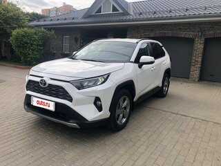 2020 Toyota RAV4 V (XA50), белый, 4200000 рублей, вид 1