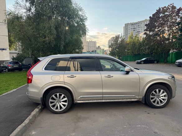 2015 Volvo XC90 II, бежевый, 4000000 рублей - вид 4