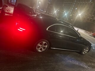 2017 Mercedes-Benz E-Класс 200 V (W213, S213, C238), чёрный, 3100000 рублей, вид 3