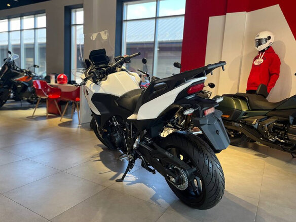2022 Honda NT1100, белый, 1750000 рублей - вид 13