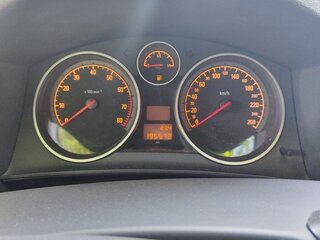 2010 Opel Astra H Рестайлинг, красный, 649999 рублей, вид 3