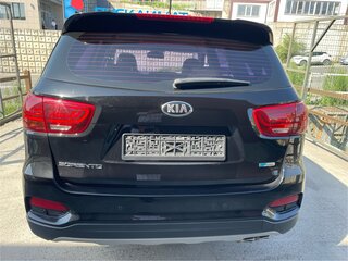 2018 Kia Sorento 6-speed III Prime Рестайлинг, чёрный, 3050000 рублей, вид 2