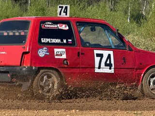 2004 Lada (ВАЗ) 1111 Ока КамАЗ, красный, 330000 рублей, вид 3