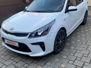 2018 Kia Rio IV, белый, 1310000 рублей, вид 1