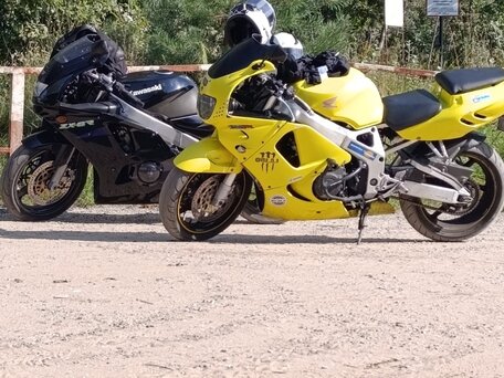 1997 Honda CBR 919RR Fireblade, жёлтый, 280000 рублей, вид 3
