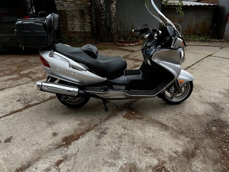 2005 Suzuki Burgman (SkyWave) 650, серебристый, 500000 рублей, вид 3