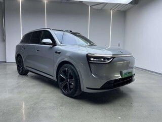2025 Aito M8 53.4 kWh, серебристый, 7120000 рублей, вид 3