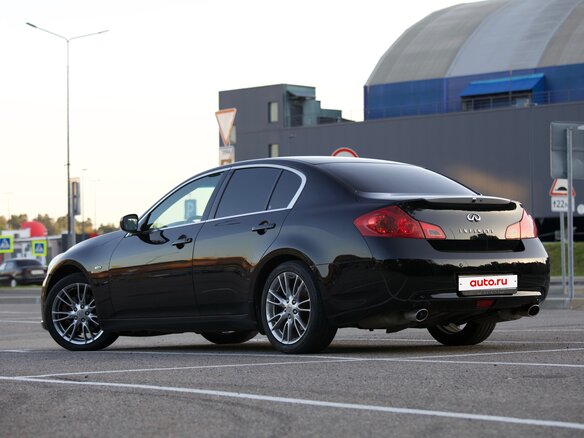 2010 Infiniti G25 IV, чёрный, 1600000 рублей - вид 5