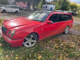 1997 Mercedes-Benz E-Класс 320 II (W210, S210), красный, 420000 рублей, вид 2