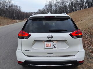 2020 Nissan X-Trail III Рестайлинг, белый, 2750000 рублей, вид 4
