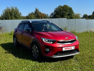 2019 Kia Stonic I, красный, 1700000 рублей, вид 3
