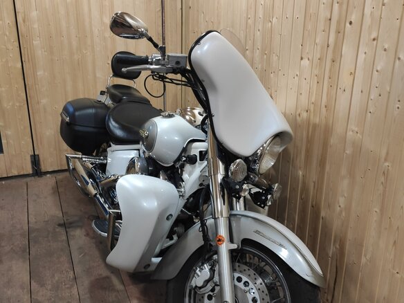 2008 Yamaha XVS1100, белый, 700000 рублей
