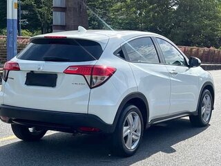2022 Honda Vezel I Рестайлинг, белый, 1536000 рублей, вид 4