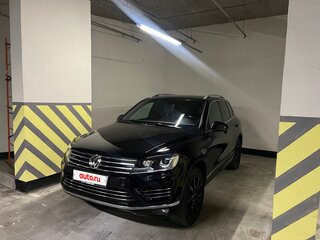 2016 Volkswagen Touareg II Рестайлинг, чёрный, 3300000 рублей, вид 1