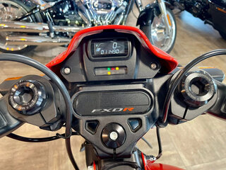 2020 Harley-Davidson FXDR 114, оранжевый, 2450000 рублей, вид 3