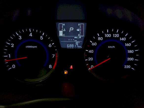 2015 Hyundai Solaris I Рестайлинг, чёрный - вид 24
