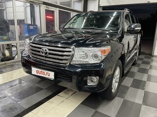 2013 Toyota Land Cruiser 200 Series Рестайлинг 1, чёрный, 4100000 рублей, вид 2