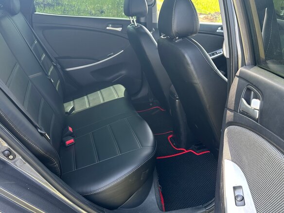 2013 Hyundai Solaris I, чёрный, 840000 рублей - вид 9