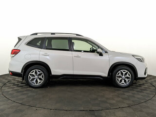 2019 Subaru Forester V, белый, 2580000 рублей, вид 4