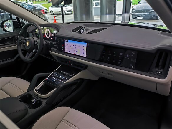 2026 Porsche Cayenne Coupé III Рестайлинг, серый, 22890000 рублей - вид 7