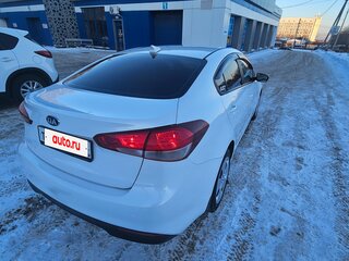 2019 Kia Cerato III Рестайлинг (Classic), белый, 1380000 рублей, вид 1