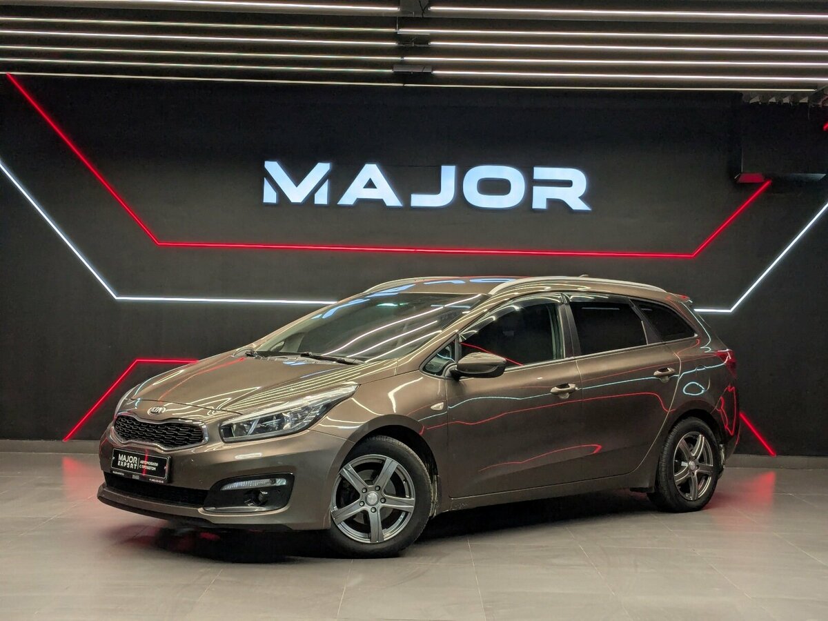 Открыть фотографии: Kia Ceed II Рестайлинг