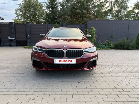2020 BMW 5 серии 520d xDrive VII (G30/G31/G38) Рестайлинг, пурпурный, 4650000 рублей - вид 1