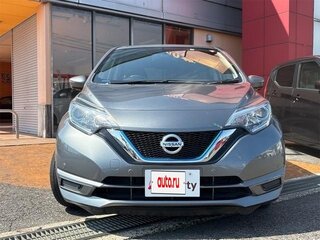 2018 Nissan Note e-Power II Рестайлинг, серый, 641000 рублей, вид 3