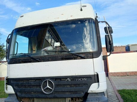 2005 Mercedes-Benz Actros, белый, 1900000 рублей, вид 1