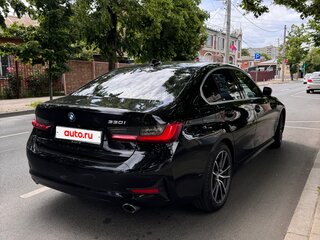 2019 BMW 3 серии 330i VII (G2x), чёрный, 3390000 рублей, вид 4