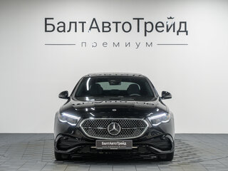 2024 Mercedes-Benz E-Класс 200 VI (W214, S214), чёрный, 7490000 рублей, вид 4