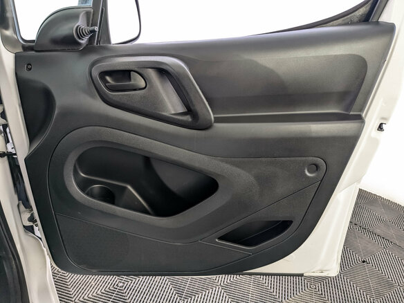 2021 Citroen Berlingo, белый, 1230000 рублей - вид 23