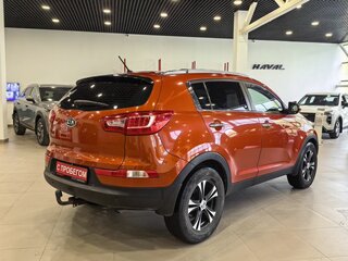 2011 Kia Sportage III, оранжевый, 969000 рублей, вид 4