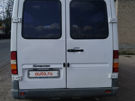 2000 Mercedes-Benz Sprinter, белый, 700000 рублей, вид 3