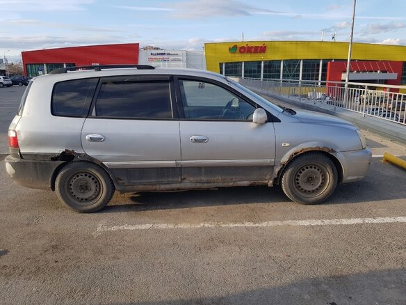 2002 Kia Carens I (RS) Рестайлинг, серебристый, 190000 рублей - вид 7