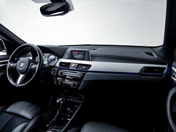 2019 BMW X1 18d xDrive II (F48) Рестайлинг, чёрный, 3130000 рублей - вид 13