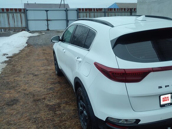 2021 Kia Sportage IV Рестайлинг, белый, 3150000 рублей - вид 7