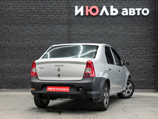 2013 Renault Logan I Рестайлинг, серебристый, 220000 рублей, вид 4