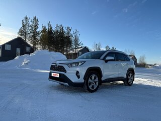 2020 Toyota RAV4 V (XA50), белый, 3450000 рублей, вид 4