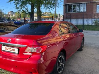 2010 Toyota Corolla X (E140, E150) Рестайлинг, красный, 1250000 рублей, вид 2