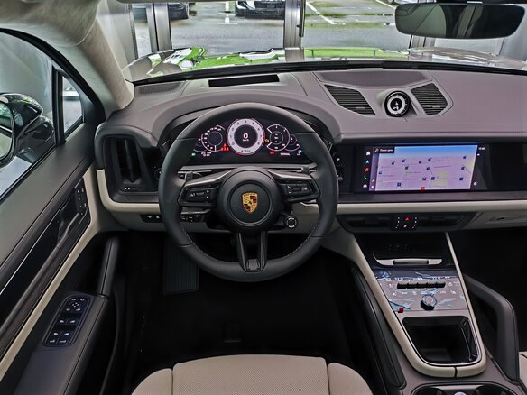 2026 Porsche Cayenne Coupé III Рестайлинг, серый, 22890000 рублей - вид 12
