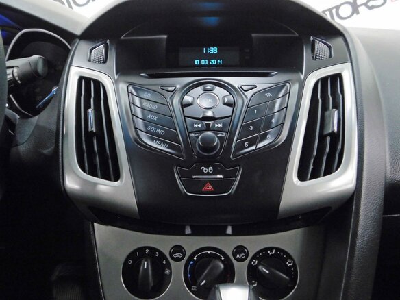 2014 Ford Focus III, красный, 1100000 рублей - вид 15