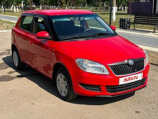 2013 Skoda Fabia II Рестайлинг, красный, 630000 рублей, вид 2