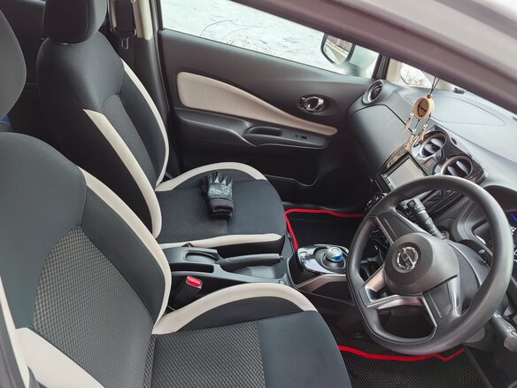 2018 Nissan Note e-Power II Рестайлинг, серый, 1290000 рублей - вид 6