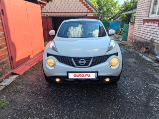 2011 Nissan Juke I, белый, 1200000 рублей, вид 3
