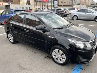 2014 Kia Rio III, чёрный, 770000 рублей, вид 3