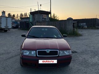 2005 Skoda Octavia I (A4) Рестайлинг, красный, 420000 рублей, вид 1