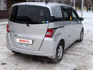 2013 Honda Freed Spike I Рестайлинг, серый, 1150000 рублей, вид 2