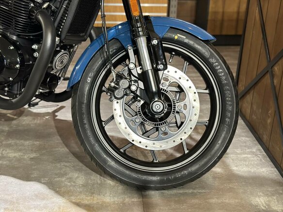2025 Royal Enfield Shotgun, синий, 710000 рублей - вид 12