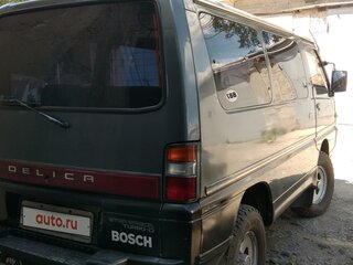 1992 Mitsubishi Delica III, серый, 620000 рублей, вид 4